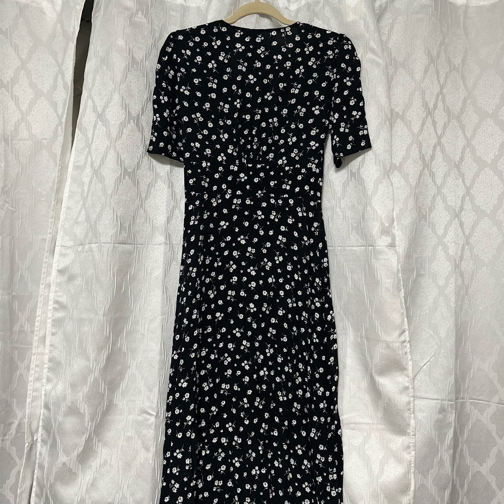 Nobody’s Child Midi Sundress with Puff Sleeves and V-Neck - Picture 6 of 15